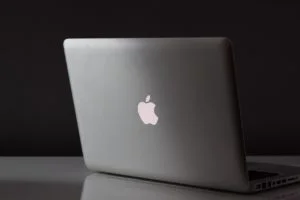 Det er lett å tjene penger online
